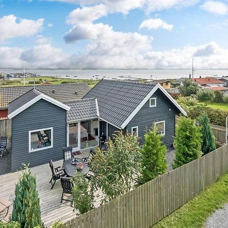 Skon Feriebolig Med Havudsigt I Naturskont Omrade Munkebo Exteriér fotografie