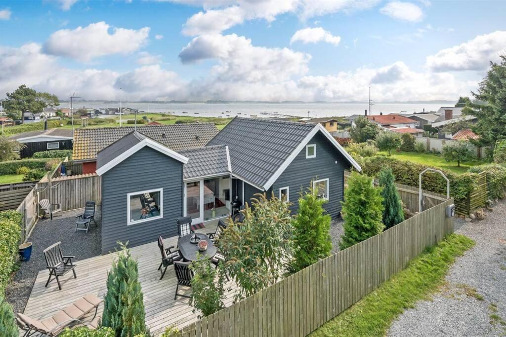 Skon Feriebolig Med Havudsigt I Naturskont Omrade Munkebo Exteriér fotografie